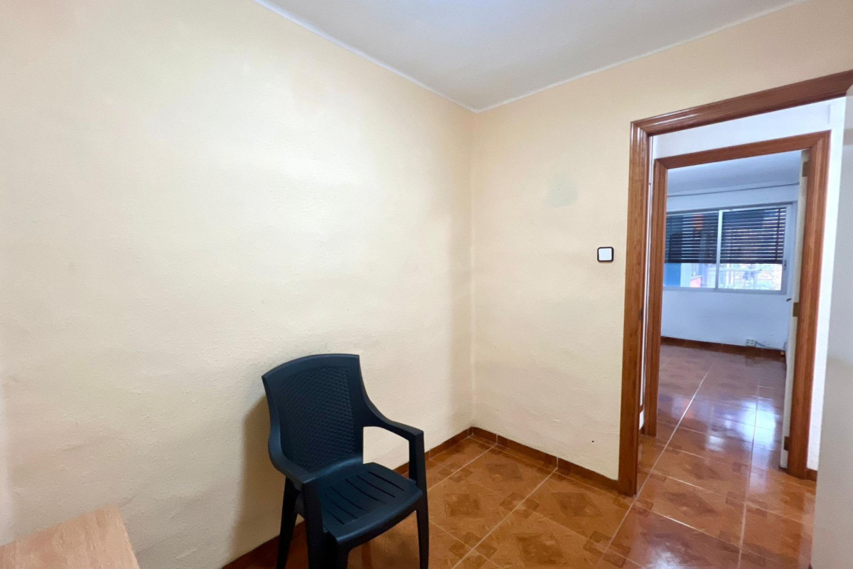 Resale - Apartment  - Valencia - La Creu del Grau