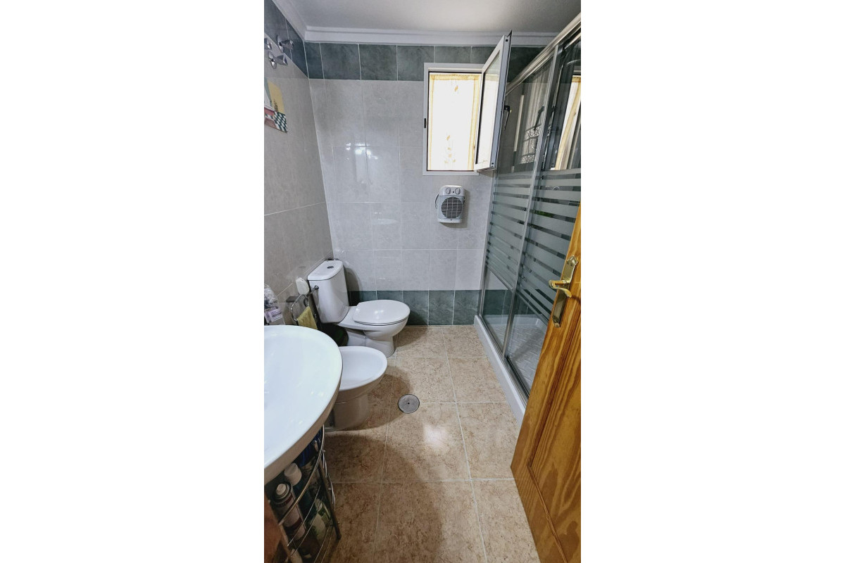 Reventa - Apartamento / piso - Torrevieja - Centro