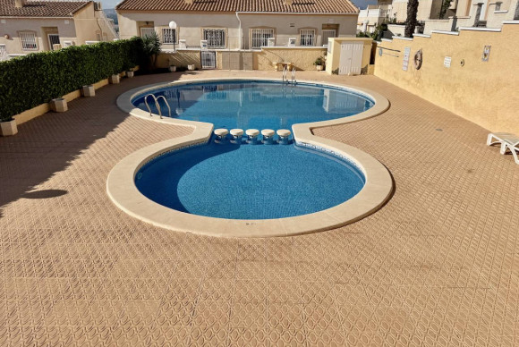 Reventa - Chalet / Villa - Rojales - Cuidad Quesada