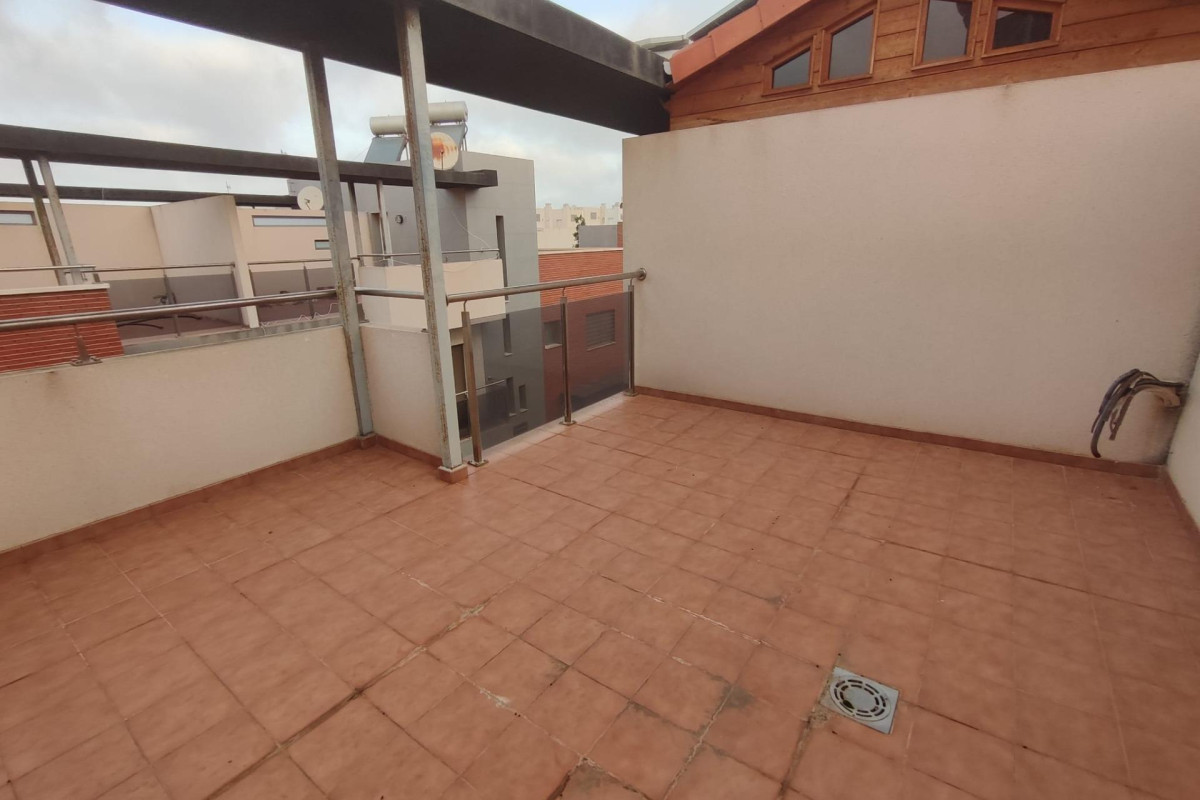 Reventa - Casa Tipo Dúplex - Torrevieja - Aguas Nuevas