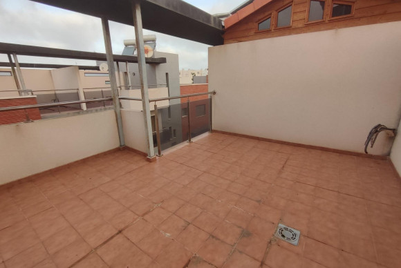 Reventa - Casa Tipo Dúplex - Torrevieja - Aguas Nuevas