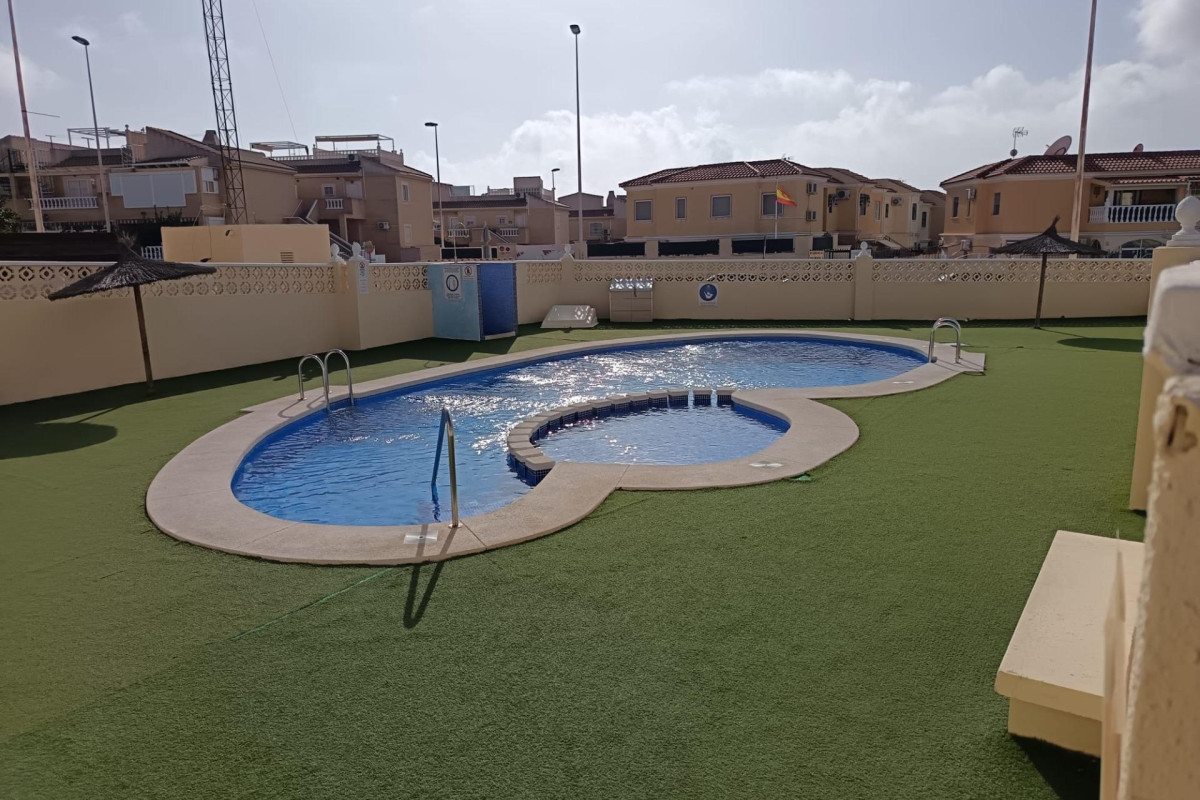 Revente - Appartement - Torrevieja - Aguas Nuevas