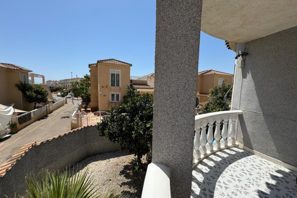 Reventa - Villa - Orihuela Costa - Punta Prima