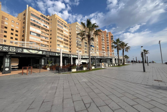 Reventa - Apartamento / piso - Torrevieja - Playa del cura