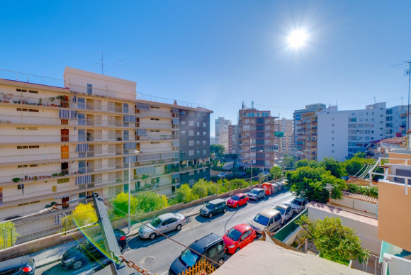 Alquiler a largo plazo - Apartamento / piso - SAN JUAN ALICANTE - Raval roig- Virgen del Socorro