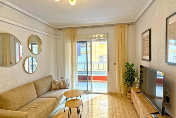 Herverkoop - Appartement  - Torrevieja - Playa del Cura