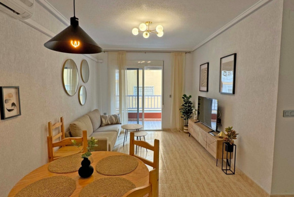 Herverkoop - Appartement  - Torrevieja - Playa del Cura