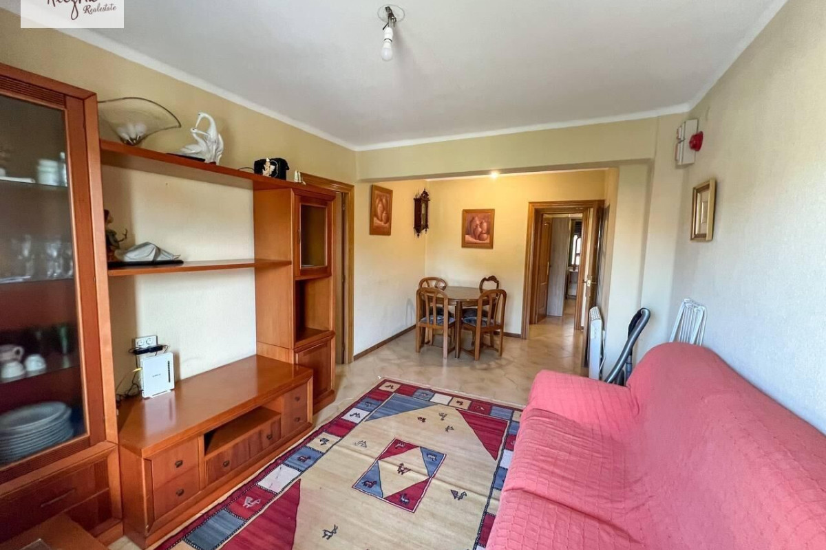 Alquiler a largo plazo - Apartamento / piso - Valencia - Benicalap