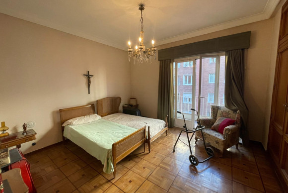 Herverkoop - Appartement  - Madrid - Argüelles