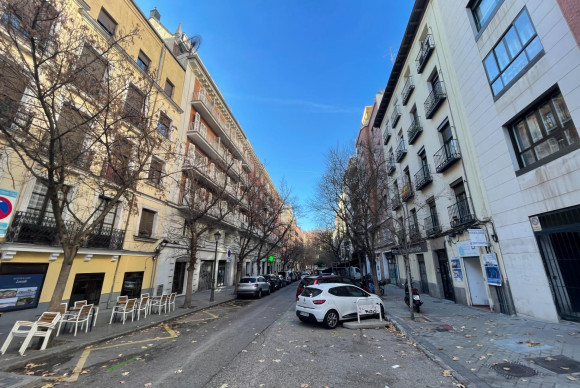 Herverkoop - Appartement  - Madrid - Argüelles