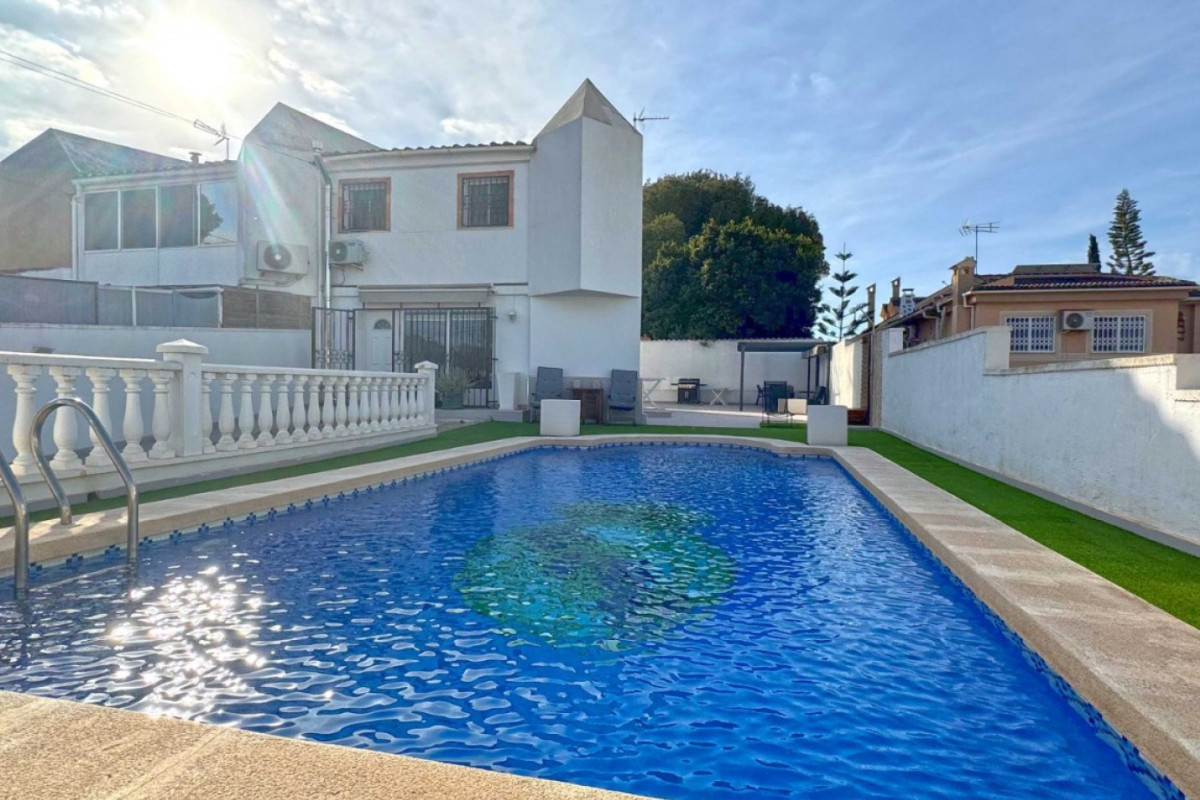 Reventa - House - Torrevieja - Los Balcones - Los Altos del Edén