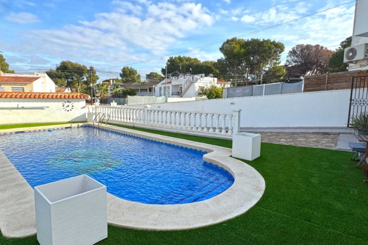 Reventa - House - Torrevieja - Los Balcones - Los Altos del Edén