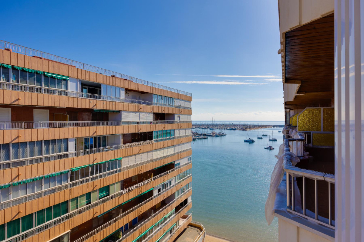 Reventa - Apartamento / piso - Torrevieja - Playa del Acequión