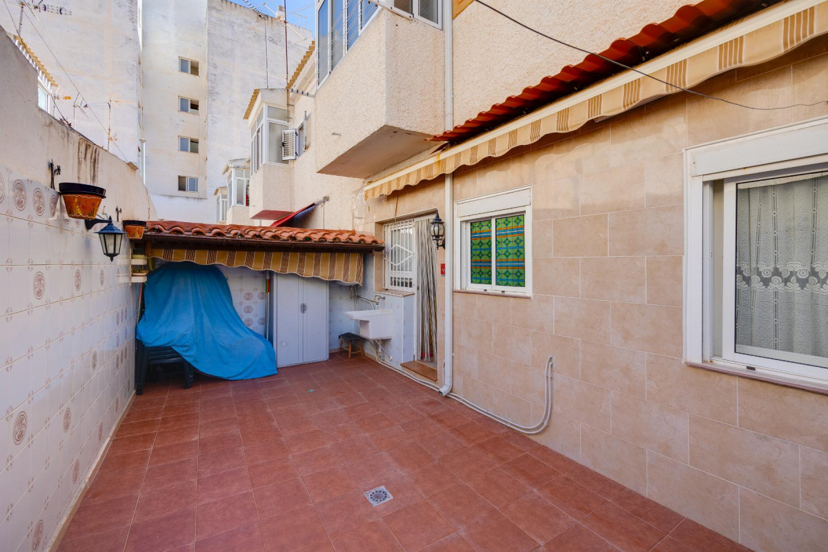 Herverkoop - Appartement - Torrevieja - Playa de La Acequion