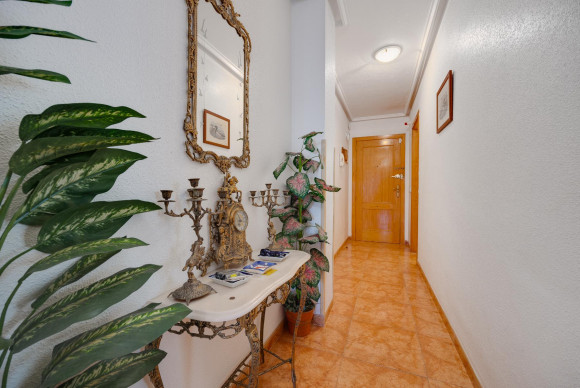 Revente - Appartement - Torrevieja - Centro