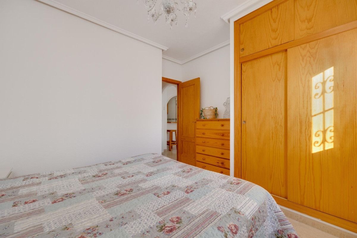 Reventa - House - Torrevieja - Pueblo - Centro