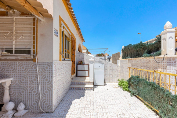 Resale - Terraced house - Torrevieja - El limonar