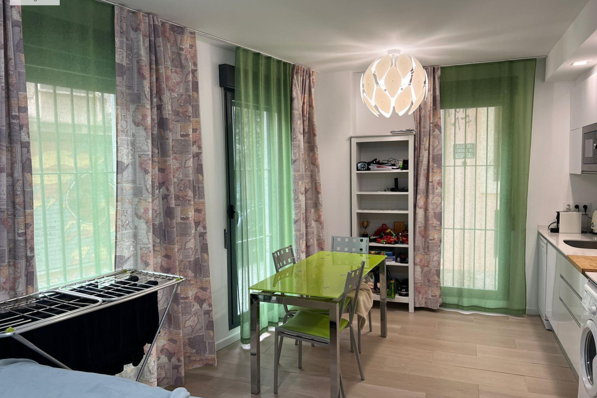 Herverkoop - Appartement  - Valencia - El Pilar