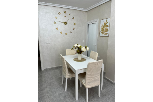 Resale - Apartment  - Los Montesinos - Pueblo 8