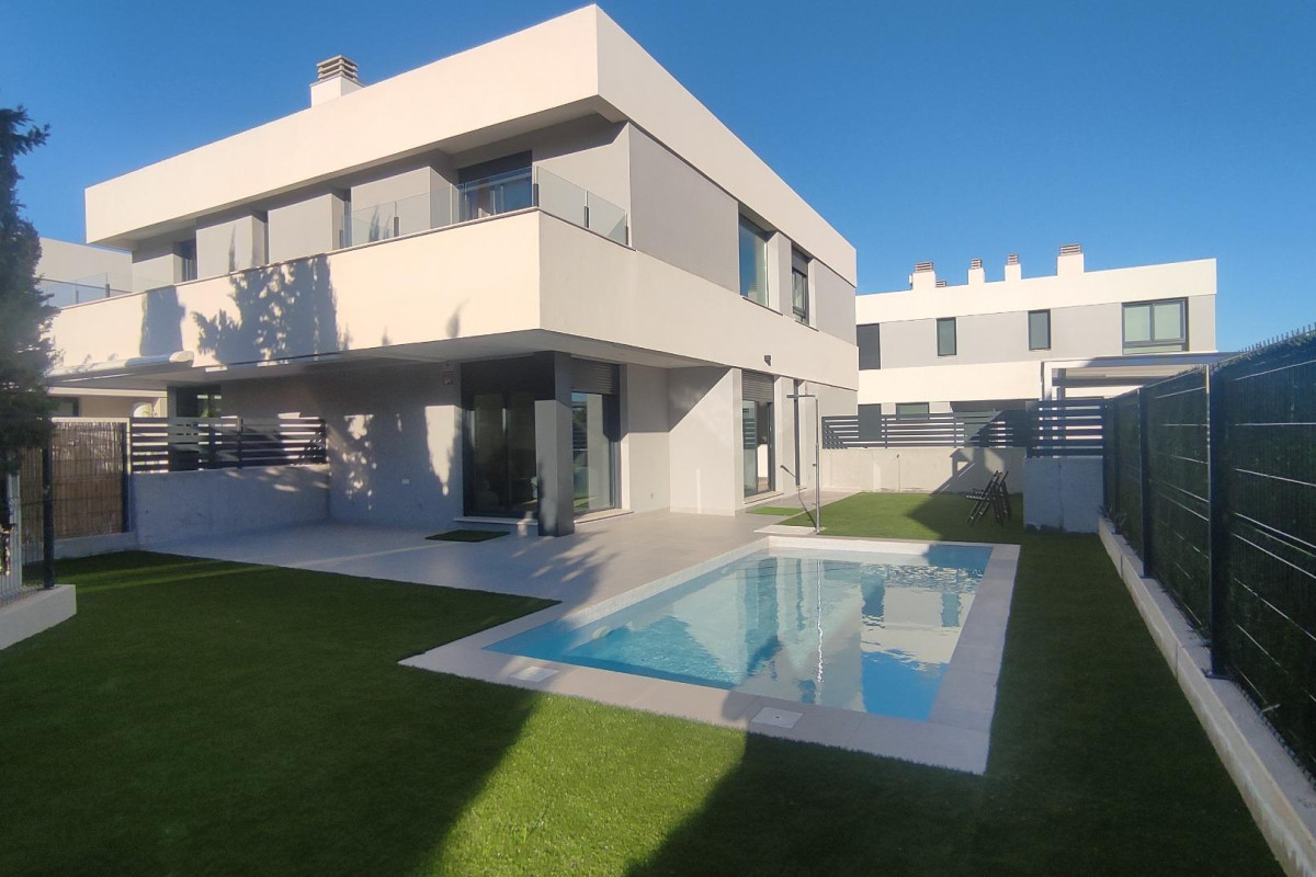 Long Term Rental - Townhouse - San Juan de Alicante - Benimagrell