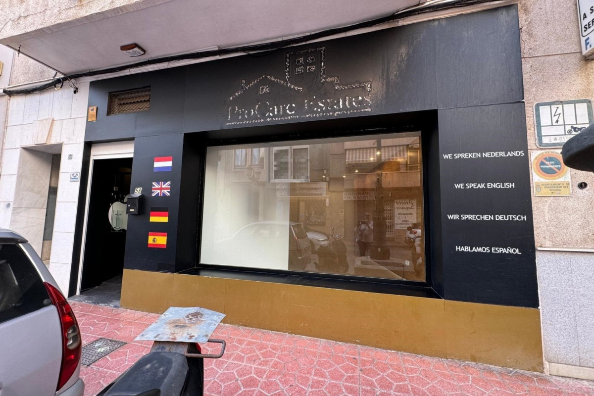 Reventa - Local Comercial - Guardamar del Segura - Centro