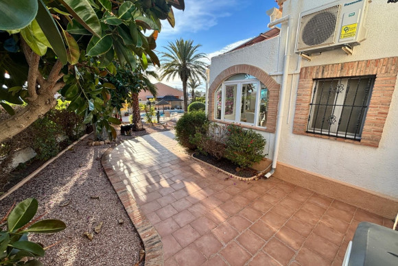 Resale - Detached House / Villa - Ciudad Quesada - CENTRO