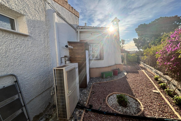 Resale - Detached House / Villa - Ciudad Quesada - CENTRO