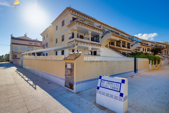 Resale - Apartment  - Torrevieja - La veleta