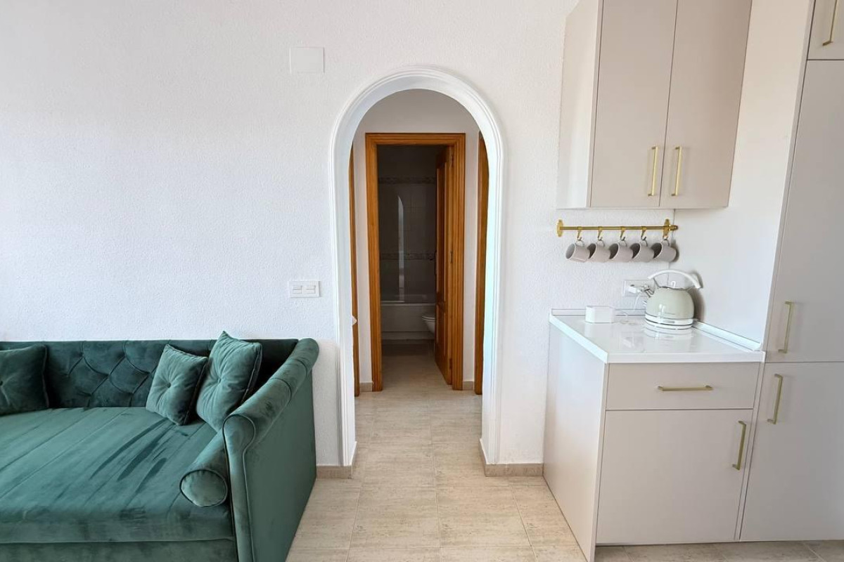 Reventa - Apartamento / piso - Torrevieja - Aguas Nuevas