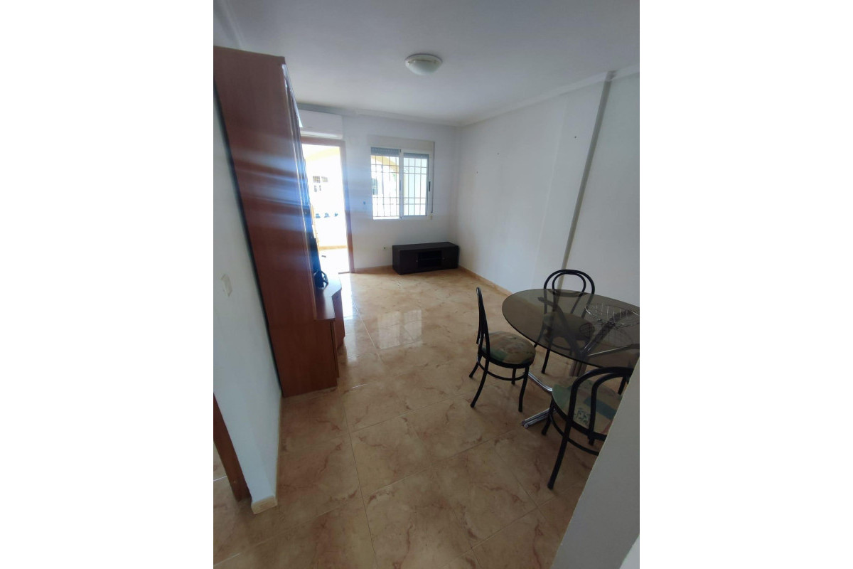 Reventa - Apartamento / piso - Torrevieja - Torretas