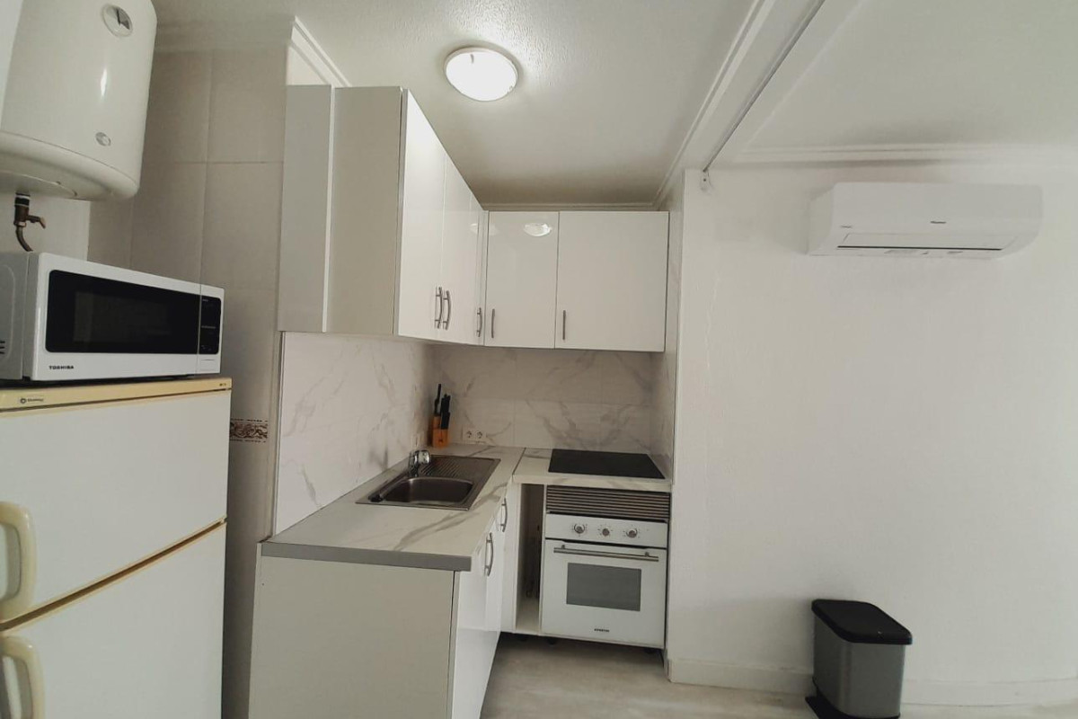 Reventa - Apartamento / piso - Torrevieja - El molino