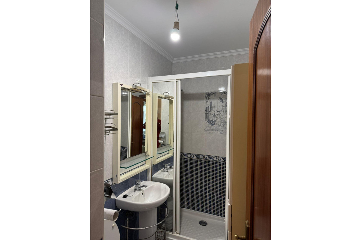 Location à long terme - Appartement - Alicante - Juan XXIII