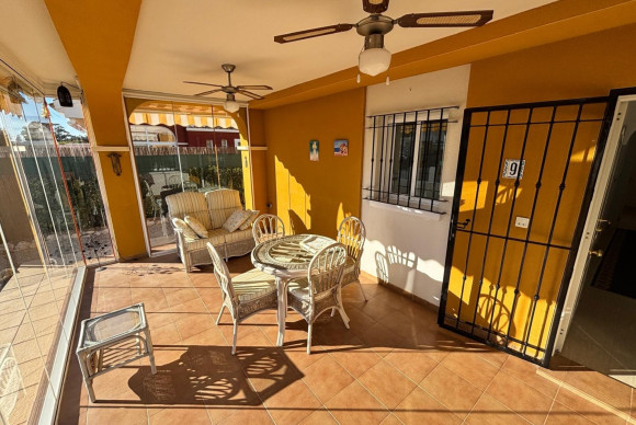 Resale - Detached House / Villa - Los Montesinos - Urbanizacion montesol