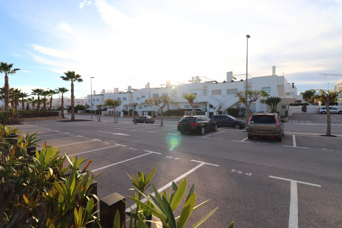 Resale - Apartment  - Los Montesinos - Entre Naranjos / Vistabella Golf