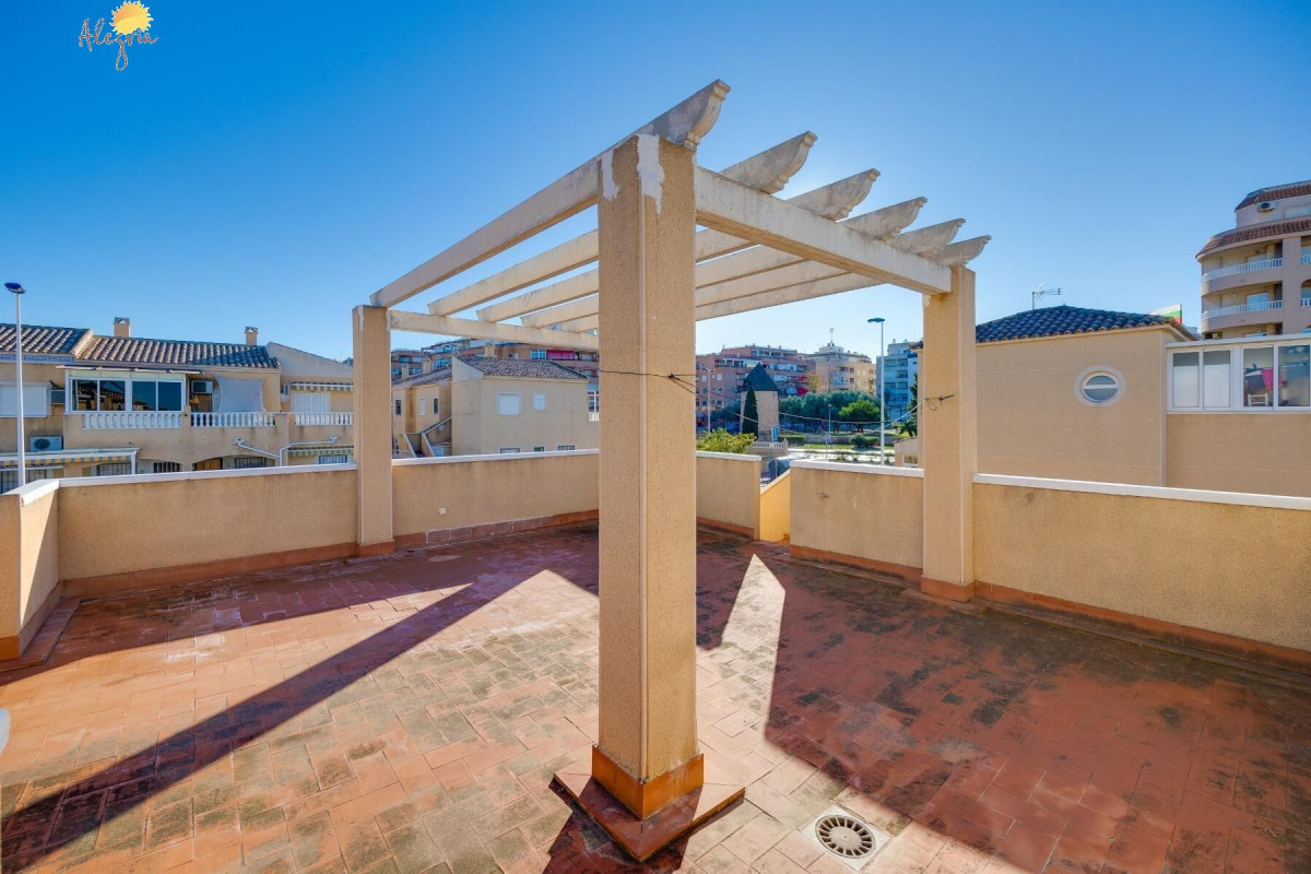 Resale - Townhouse - Torrevieja - Parque de Las Naciones