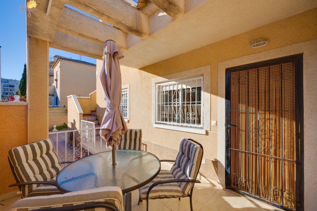 Resale - Townhouse - Torrevieja - Parque de Las Naciones