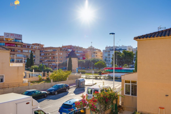 Resale - Townhouse - Torrevieja - Parque de Las Naciones