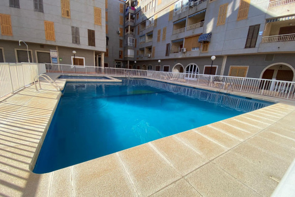 Reventa - Apartamento / piso - Torrevieja - Acequion