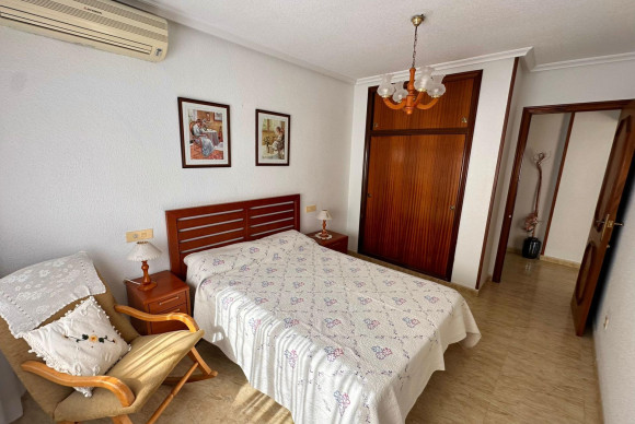 Revente - Appartement - Torrevieja - Paseo maritimo