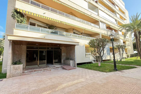 Reventa - Apartamento / piso - Torrevieja - Los Frutales