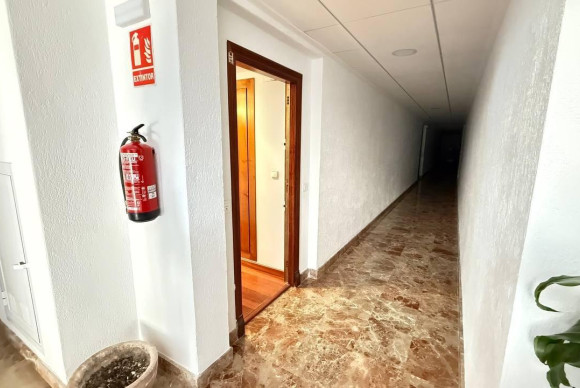 Reventa - Apartamento / piso - Torrevieja - Los Frutales