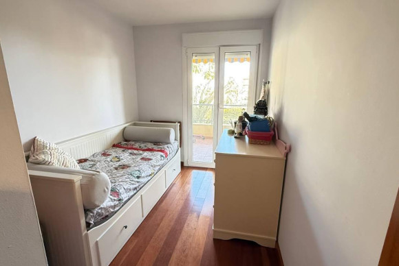 Reventa - Apartamento / piso - Torrevieja - Los Frutales