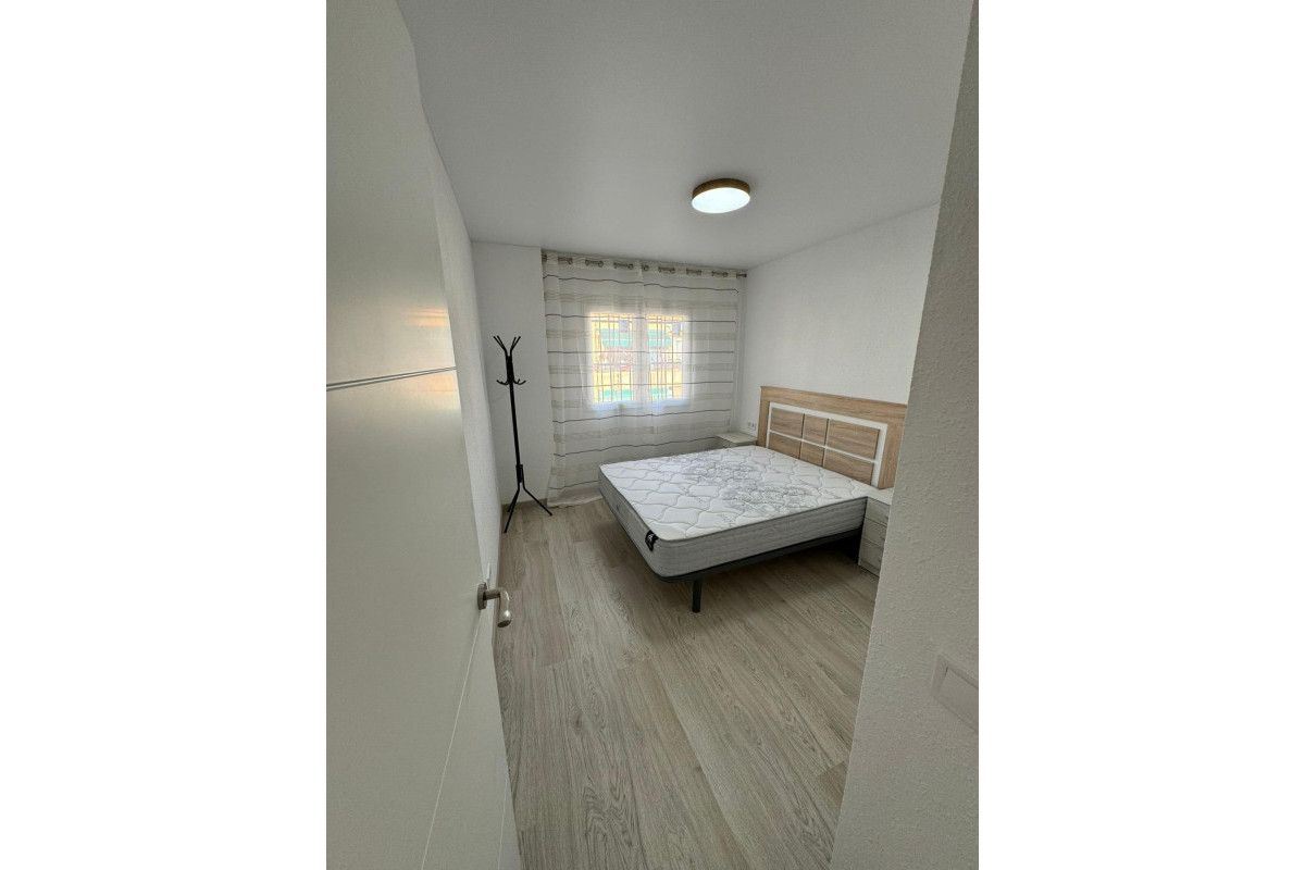 Herverkoop - Appartement  - Alicante - Carolinas Altas