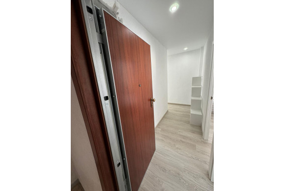 Herverkoop - Appartement  - Alicante - Carolinas Altas