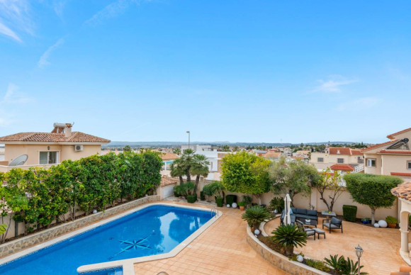 Revente - Villa - Ciudad Quesada