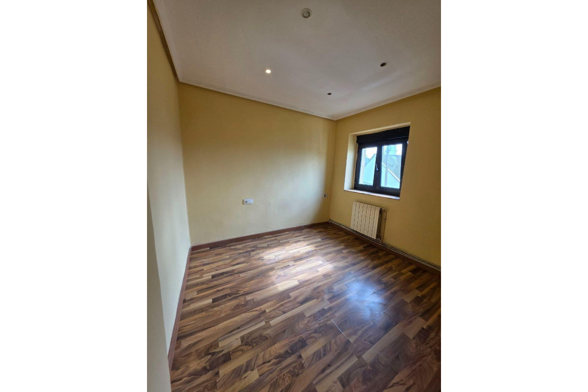 Resale - Apartment  - Gozon - Área de Gozon
