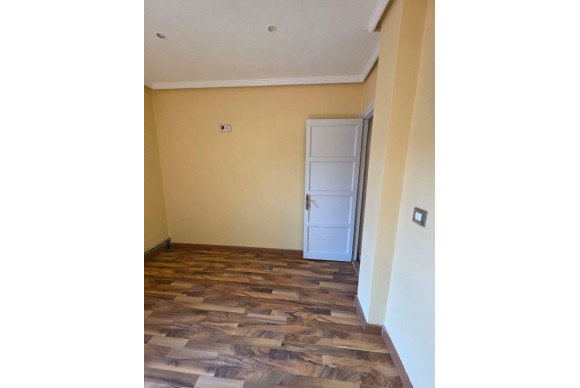 Resale - Apartment  - Gozon - Área de Gozon
