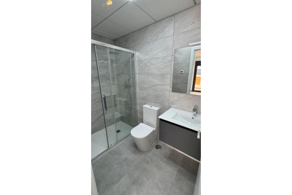 Herverkoop - Appartement  - Torrevieja - Paseo maritimo
