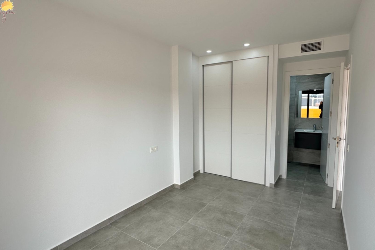 Herverkoop - Appartement  - Torrevieja - Paseo maritimo