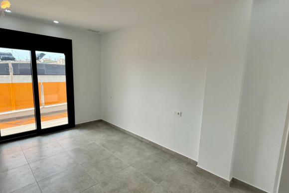 Herverkoop - Appartement  - Torrevieja - Paseo maritimo